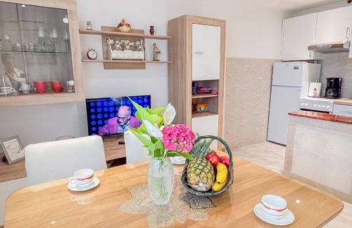 Bast House | Holiday house for 2 persons + 2 children approx. 50 qm in Bast, Dalmatia (Biokovo mountain range)