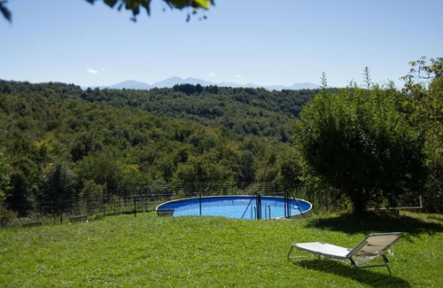 Sonnac-sur-l'Hers House | Holiday house Sonnac sur l'Hers for 6 - 10 persons with 4 bedrooms - Row house