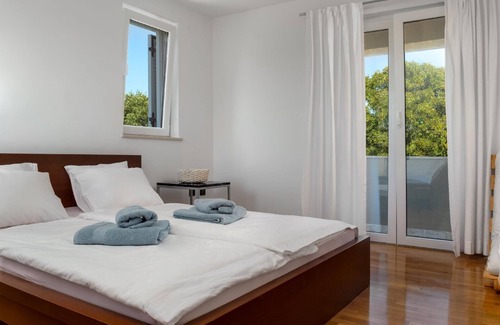 Gabonjin House | Holiday house Gabonjin for 1 - 6 persons with 3 bedrooms - Holiday home