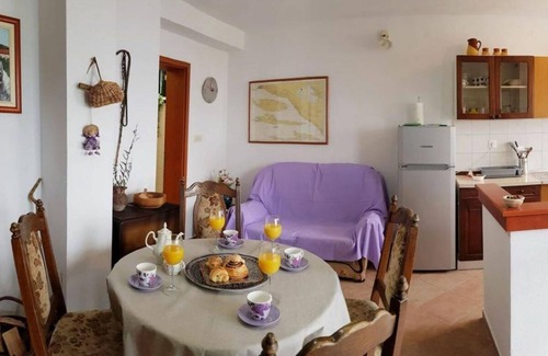 Gdinj Other | Holiday house Gdinj for 1 - 4 persons with 2 bedrooms - Farmhouse