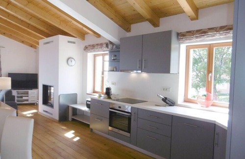 Crni House | Holiday house Labin for 1 - 6 persons with 3 bedrooms - Holiday home