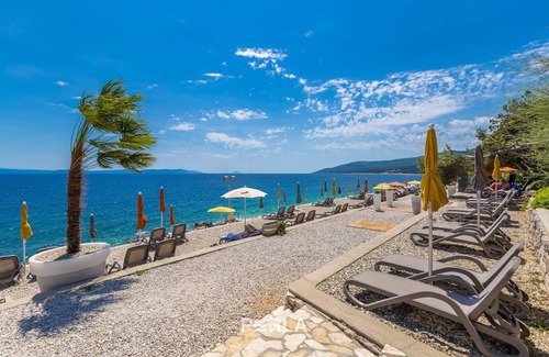 Drenje House | Holiday house LENU with Pool and amazing sea view