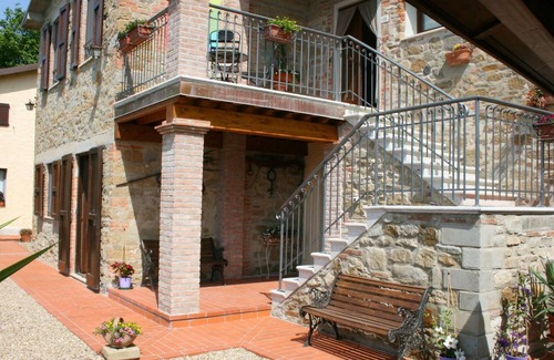 Loro Ciuffenna House | Holiday house Loro Ciuffenna for 1 - 10 persons with 5 bedrooms - Holiday home