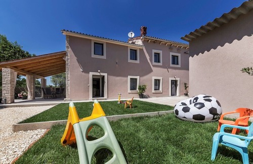 Pinezici House | Holiday house Pinezici for 1 - 6 persons with 3 bedrooms - Holiday house