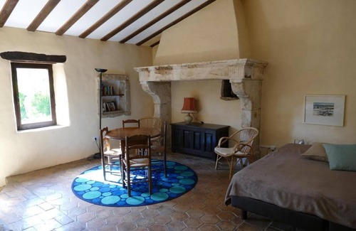 Saint-Paulet-de-Caisson Other | Holiday house Pont St Esprit for 1 - 5 persons with 1 bedroom - Farmhouse