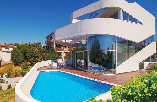 Pjescana Uvala House | Holiday house Pula for 1 - 11 persons with 5 bedrooms - Holiday home