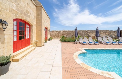 San Lawrenz House | Holiday house San Lawrenz for 1 - 16 persons with 7 bedrooms - Twin house