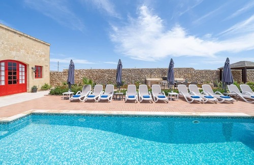 San Lawrenz House | Holiday house San Lawrenz for 1 - 16 persons with 7 bedrooms - Twin house