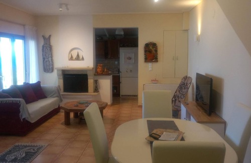 Aravissos House | Holiday House Simos in Paleokastro