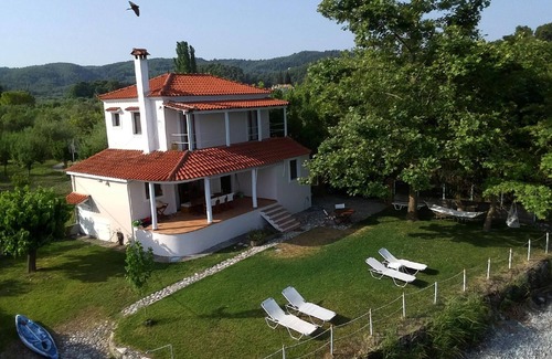 Aravissos House | Holiday House Simos in Paleokastro