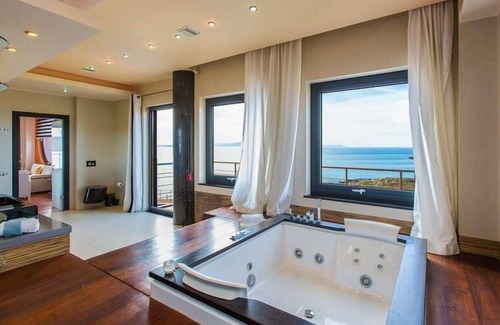 Tersanas House | Holiday house Stalos for 1 - 8 persons with 3 bedrooms - Holiday home