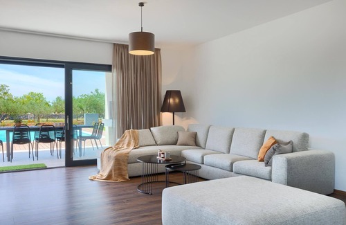 Stokovci House | Holiday house Svetvinčenat for 1 - 10 persons with 5 bedrooms - Holiday home
