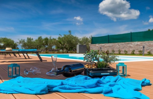Stokovci House | Holiday house Svetvinčenat for 1 - 10 persons with 5 bedrooms - Holiday home