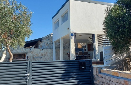 Drvenik Mali House | Holiday house with a parking space Drvenik Mali, Drvenik (K-24088)