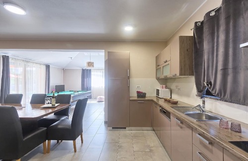 Rojnici House | Holiday house with private pool for 14 persons approx. 300 qm in Barban, Istria (Bay of Raša)