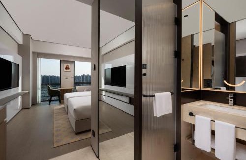 Yizhuang Hotel | Holiday Inn Beijing Daxing Centre by IHG