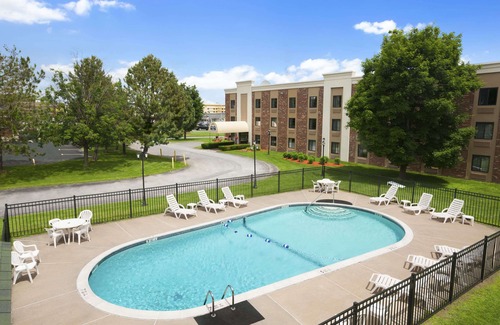 Plattsburgh Hotel | Holiday Inn Express - Plattsburgh, an Ihg Hotel