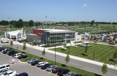 Overland Park Hotel | Holiday Inn Express & Suites Overland Park, an Ihg Hotel