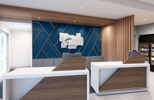 Woodfin Hotel | Holiday Inn Express Asheville Woodfin by IHG