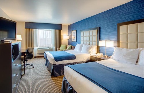 Meridian Hotel | Holiday Inn Express Bellingham