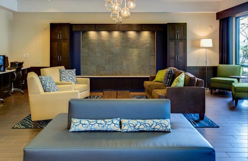 Meridian Hotel | Holiday Inn Express Bellingham