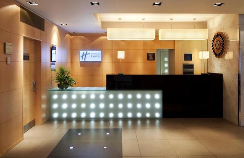 Redditch Hotel | Holiday Inn Express Birmingham Redditch