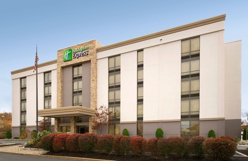 Woburn Hotel | Holiday Inn Express Boston North-Woburn, an IHG Hotel