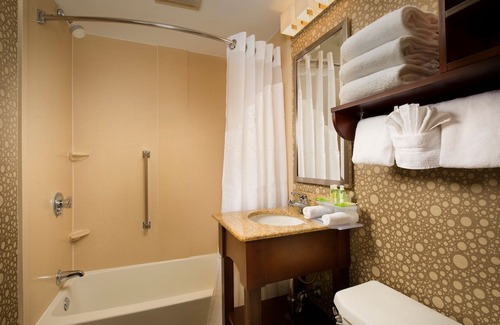 Woburn Hotel | Holiday Inn Express Boston North-Woburn, an IHG Hotel