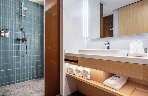 Donghu District Hotel | Holiday Inn Express Haikou Intl Duty Free City by IHG