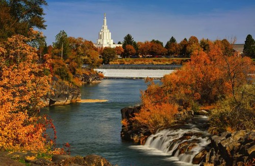 Idaho Falls Hotel | Holiday Inn Express Hotel & Suites Idaho Falls