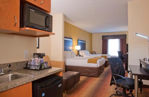 Prattville Hotel | Holiday Inn Express Hotel & Suites Prattville South by IHG