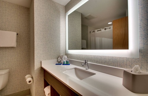 Yulee Hotel | Holiday Inn Express Hotel Jacksonville North - Fernandina by IHG