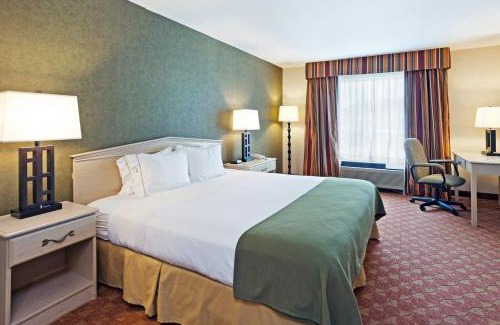 Woodbine Hotel | Holiday Inn Express Hotel & Suites Corbin by IHG