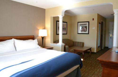 Biddeford Hotel | Holiday Inn Express Hotels Biddeford by IHG