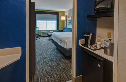 Jackson Hotel | Holiday Inn Express Hotel & Suites Jackson NE by IHG