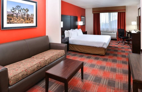 Kingman Hotel | Holiday Inn Express Hotel & Suites Kingman by IHG