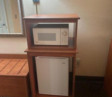 Sunrise Manor Hotel | Holiday Inn Express Las Vegas-Nellis by IHG