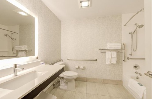 Newberg Hotel | Holiday Inn Express Newberg - Wine Country