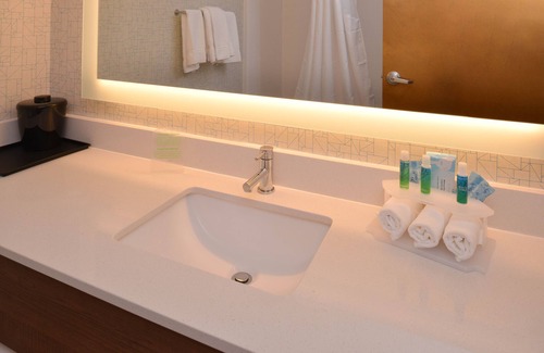 Olean Hotel | Holiday Inn Express Olean by IHG