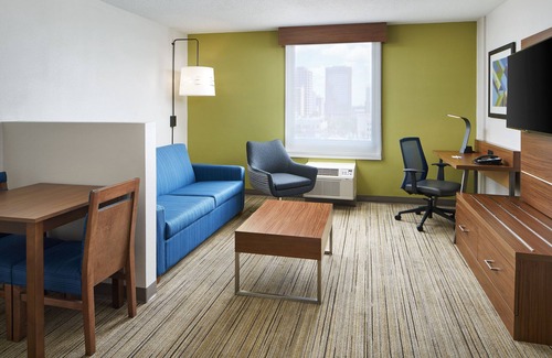 Monroe Ward Hotel | Holiday Inn Express Richmond Downtown by IHG
