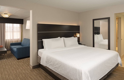 North Greece Hotel | Holiday Inn Express Rochester - Greece by IHG