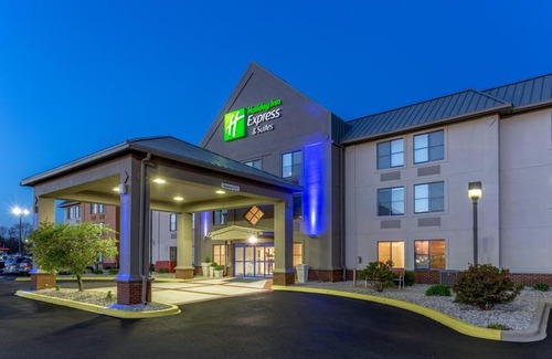 Scottsburg Hotel | Holiday Inn Express Scottsburg