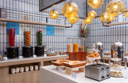 Changning Hotel | Holiday Inn Express Shanghai Hongqiao Linkong by IHG