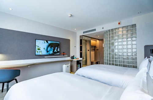 Jinqiao Hotel | Holiday Inn Express Shanghai Jinqiao Central by IHG