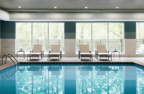 Moose Jaw Hotel | Holiday Inn Express & Suites - Moose Jaw by IHG