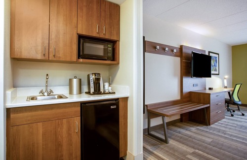 Saint Marys Allen County Hotel | Holiday Inn Express & Suites Fort Wayne by IHG