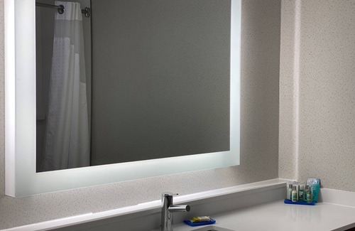 Saint Marys Allen County Hotel | Holiday Inn Express & Suites Fort Wayne by IHG