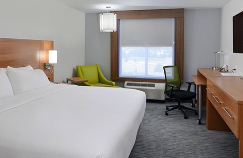 Lexington Hotel | Holiday Inn Express & Suites Lexington Midtown - I-75 by IHG