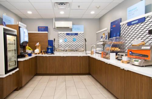 Arden-Arcade Hotel | Holiday Inn Express & Suites Sacramento NE Cal Expo by IHG