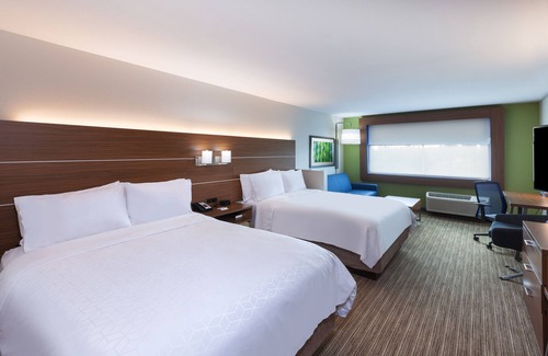 Brenham Hotel | Holiday Inn Express & Suites Brenham South by IHG